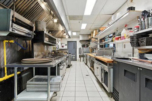 Kitchen - 104-1600 Rue Robinson, Laval (Chomedey), QC - Indoor Photo Showing Kitchen