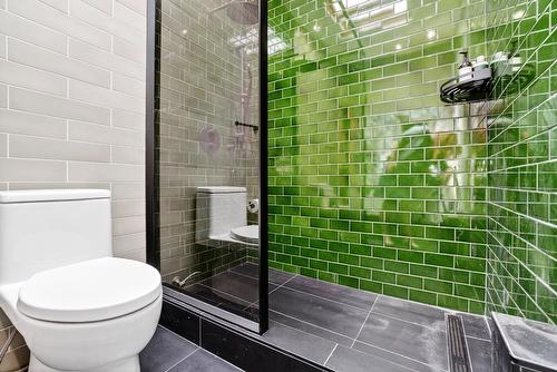 Bathroom - 3546 Av. Marcil, Montréal (Côte-Des-Neiges/Notre-Dame-De-Grâce), QC 