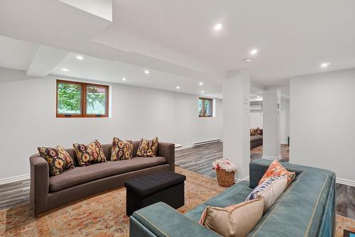 Family room - 3546 Av. Marcil, Montréal (Côte-Des-Neiges/Notre-Dame-De-Grâce), QC 