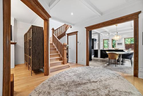 Hall - 3546 Av. Marcil, Montréal (Côte-Des-Neiges/Notre-Dame-De-Grâce), QC 