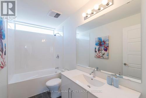 550 Guy Street, Ottawa, ON - Indoor Photo Showing Bathroom