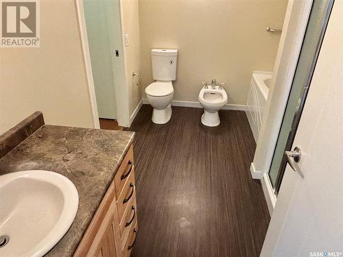 306 530 J Avenue S, Saskatoon, SK - Indoor Photo Showing Bathroom