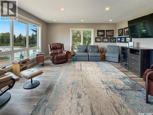 6 Valley View Drive, North Battleford Rm No. 437, SK - Indoor Photo Showing Living Room