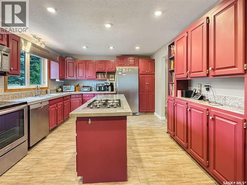 6 Valley View Drive, North Battleford Rm No. 437, SK - Indoor Photo Showing Kitchen