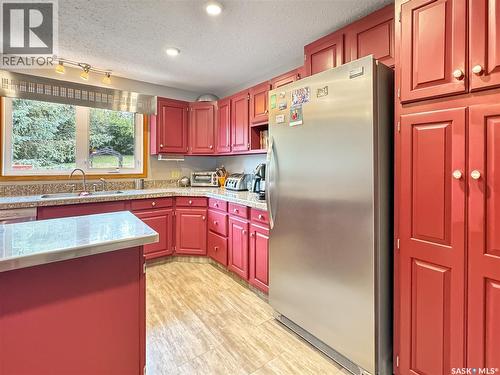 6 Valley View Drive, North Battleford Rm No. 437, SK - Indoor Photo Showing Kitchen With Double Sink