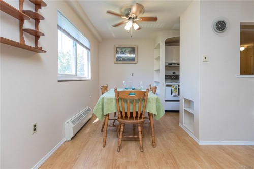 212-2040 White Birch Rd, Sidney, BC - Indoor Photo Showing Dining Room