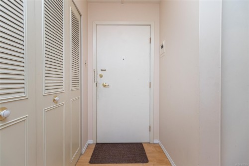 212-2040 White Birch Rd, Sidney, BC - Indoor Photo Showing Other Room