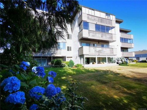 407-10016 Third St, Sidney, BC - Outdoor With Balcony