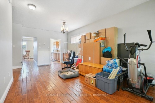 70 Moore Crescent, Hamilton, ON - Indoor Photo Showing Gym Room