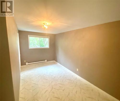 86 Main Street N, Glovertown, NL - Indoor Photo Showing Other Room