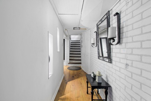 Hall d'entrée/Vestibule - 5C Rue Mccagg, Clarendon, QC - Indoor Photo Showing Other Room