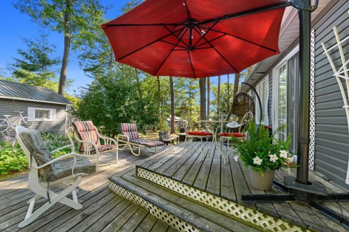 Terrasse - 5C Rue Mccagg, Clarendon, QC - Outdoor With Deck Patio Veranda