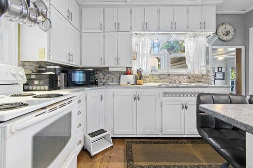 Kitchen - 5C Rue Mccagg, Clarendon, QC - Indoor Photo Showing Kitchen