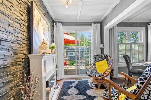 Den - 5C Rue Mccagg, Clarendon, QC - Indoor