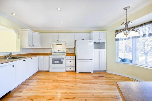 Kitchen - 18 Tsse Van-Gogh, Pointe-Claire, QC 