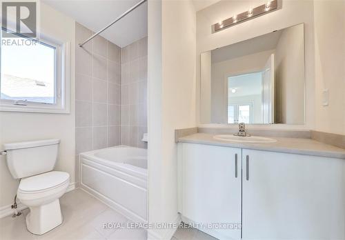 3 Grieve Street, Georgina, ON - Indoor Photo Showing Bathroom