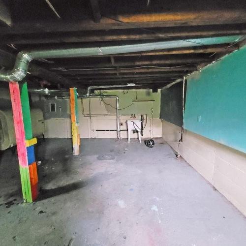 2 Howe Street, Marathon, ON - 