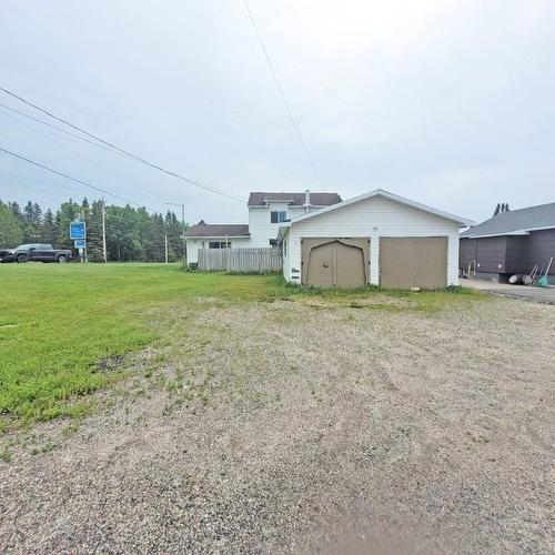 2 Howe Street, Marathon, ON - Outdoor