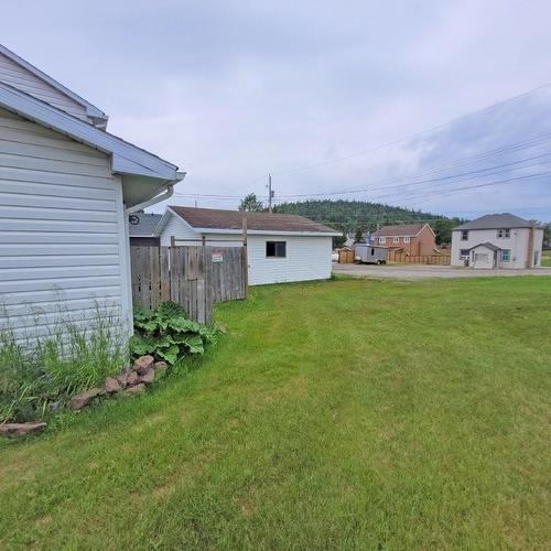 2 Howe Street, Marathon, ON - Outdoor