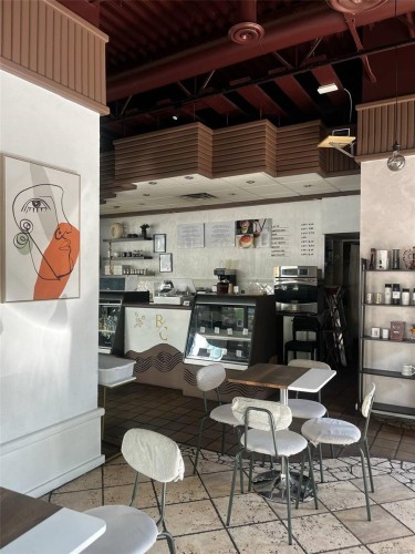 160-911 Yates St, Victoria, BC 