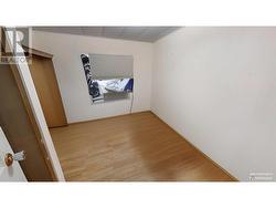 Photo has been virtually emptied - 