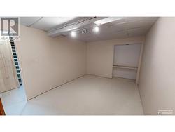 Photo has been virtually emptied - 