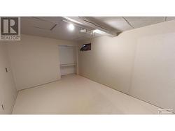 Photo has been virtually emptied - 