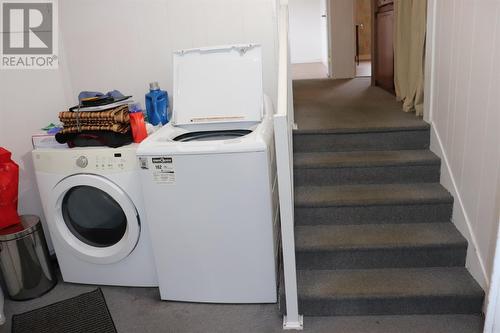 4-6 Mountain Road, Stephenville, NL - Indoor Photo Showing Laundry Room