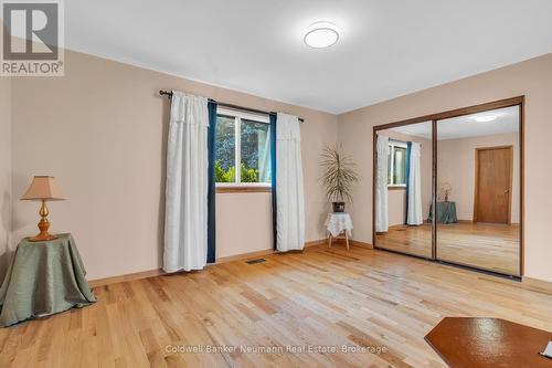 2 Hamilton Drive, Guelph/Eramosa, ON - Indoor Photo Showing Other Room