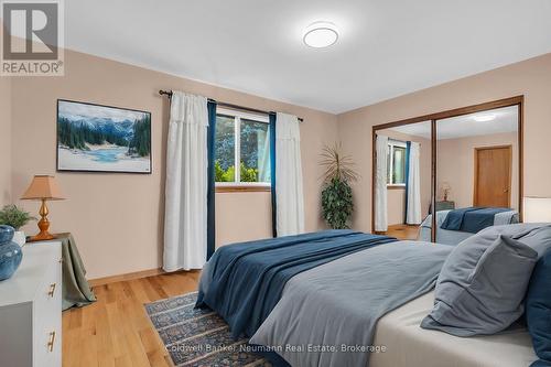 virtually staged - 2 Hamilton Drive, Guelph/Eramosa, ON - Indoor Photo Showing Bedroom