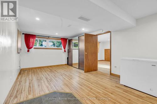 2 Hamilton Drive, Guelph/Eramosa, ON - Indoor Photo Showing Other Room
