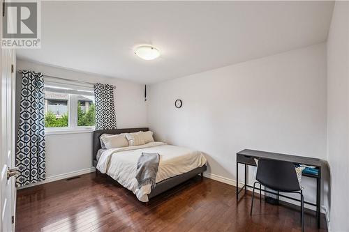 40 Palladium Place, Sudbury, ON - Indoor Photo Showing Bedroom