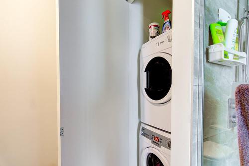 Salle de lavage - 2409-1450 Boul. René-Lévesque O., Montréal (Ville-Marie), QC - Indoor Photo Showing Laundry Room