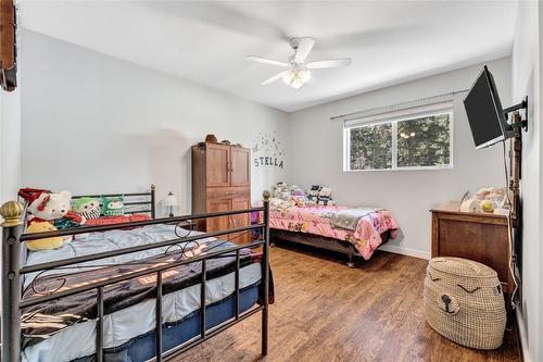 1110 Highway 5A, Princeton, BC - Indoor Photo Showing Bedroom