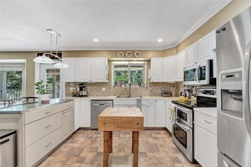 1110 Highway 5A, Princeton, BC - Indoor Photo Showing Kitchen With Upgraded Kitchen