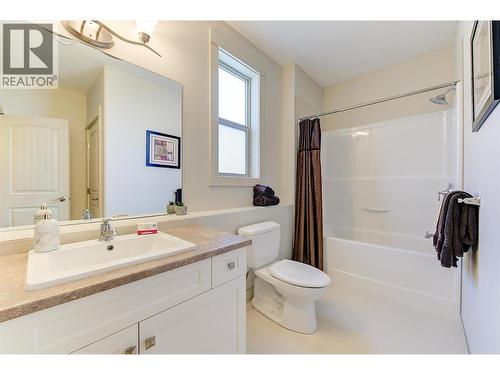 2191 Salerno Court, Kelowna, BC - Indoor Photo Showing Bathroom