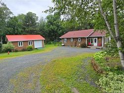 398 Linda ST  Beresford, NB E8K 2C9