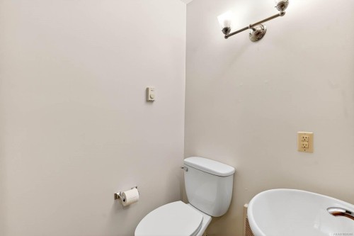 4908 Dunbar St, Port Alberni, BC 