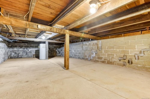 4908 Dunbar St, Port Alberni, BC 