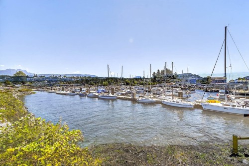 4908 Dunbar St, Port Alberni, BC 