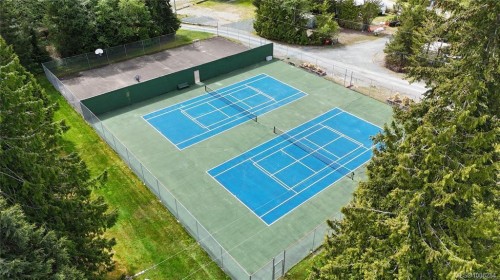 D4-2650 Turnbull Rd, Qualicum Beach, BC 