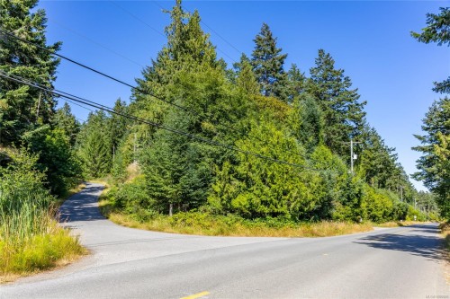 9904 Castle Rd, Pender Island, BC 