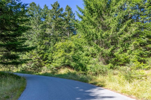 9904 Castle Rd, Pender Island, BC 