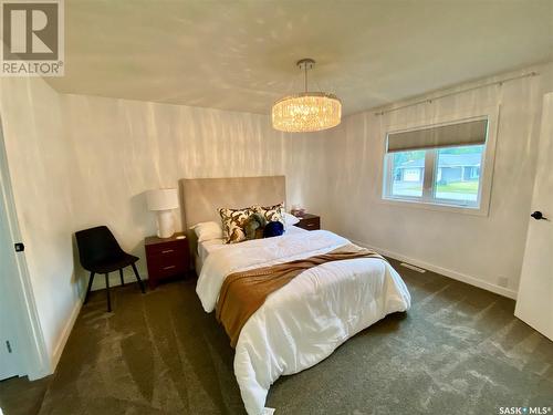 837 Prospect Avenue, Oxbow, SK - Indoor Photo Showing Bedroom