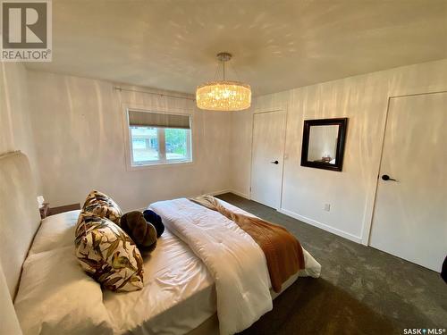 837 Prospect Avenue, Oxbow, SK - Indoor Photo Showing Bedroom
