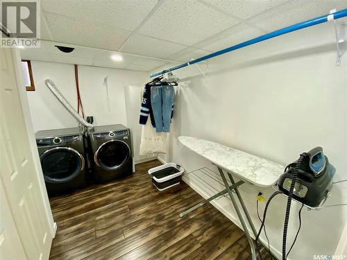 837 Prospect Avenue, Oxbow, SK - Indoor Photo Showing Laundry Room