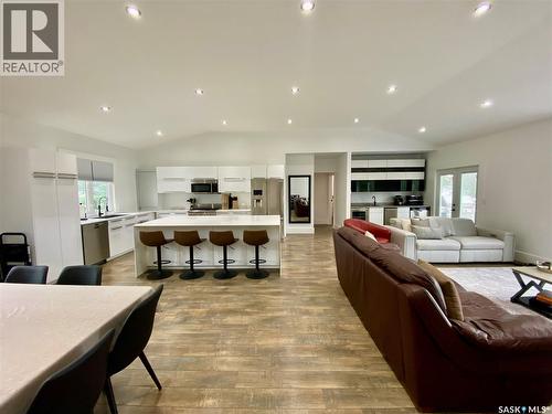 837 Prospect Avenue, Oxbow, SK - Indoor