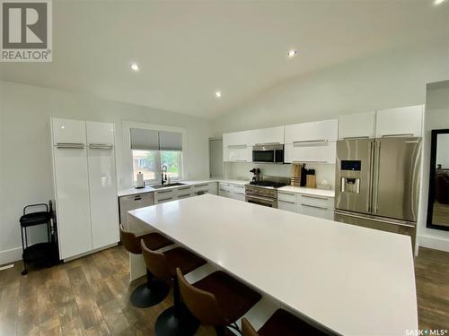 837 Prospect Avenue, Oxbow, SK - Indoor Photo Showing Kitchen