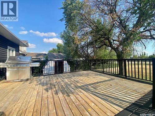 837 Prospect Avenue, Oxbow, SK - Outdoor With Deck Patio Veranda