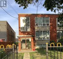 3602 DUFFERIN STREET  Toronto, ON M6A 2T2
